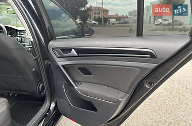 Универсал Volkswagen Golf 2014 в 