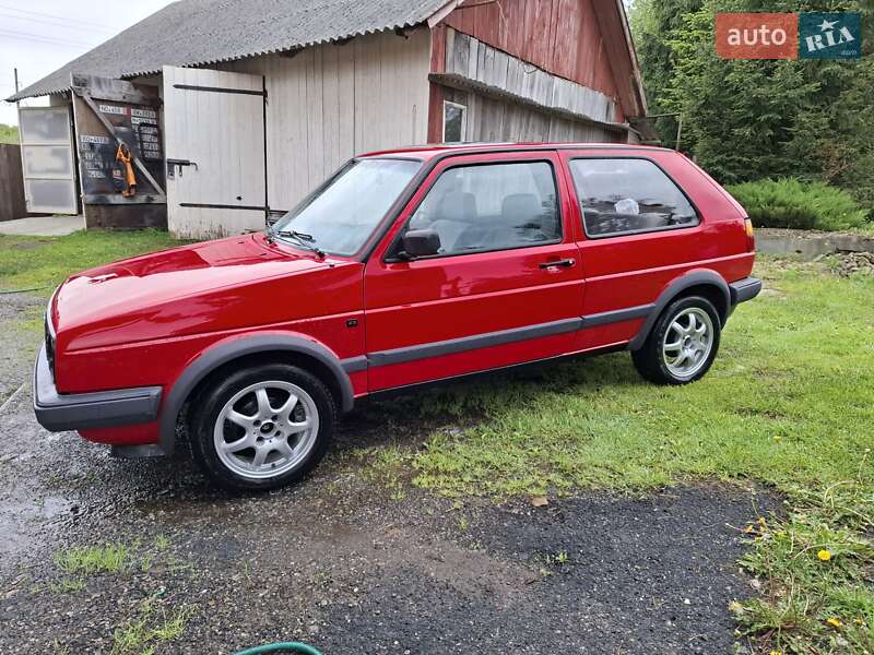 Хетчбек Volkswagen Golf 1987 в Долині