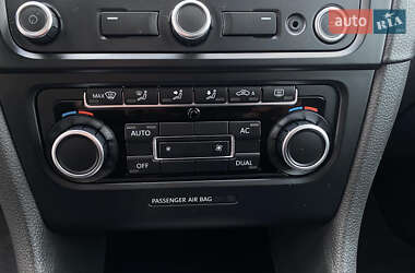 Універсал Volkswagen Golf 2010 в 