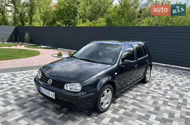 Хэтчбек Volkswagen Golf 1998 в Каневе