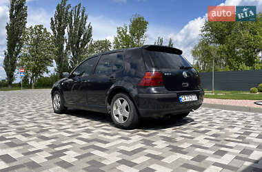 Хетчбек Volkswagen Golf 1998 в 