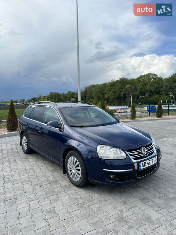 Універсал Volkswagen Golf 2009 в 