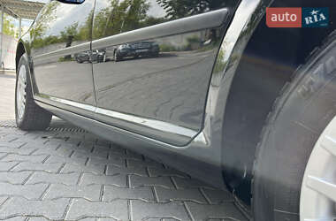 Хетчбек Volkswagen Golf 2002 в 