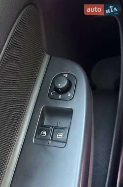 Хэтчбек Volkswagen Golf 2007 в 