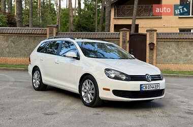 Універсал Volkswagen Golf 2012 в Чернігові