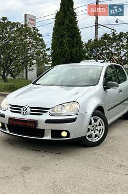 Хэтчбек Volkswagen Golf 2007 в Сумах