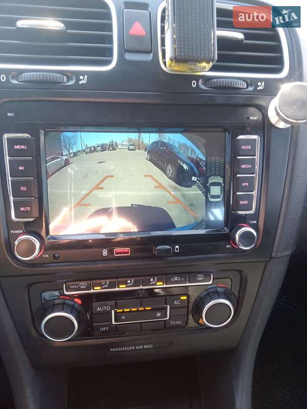 Універсал Volkswagen Golf 2010 в Івано-Франківську