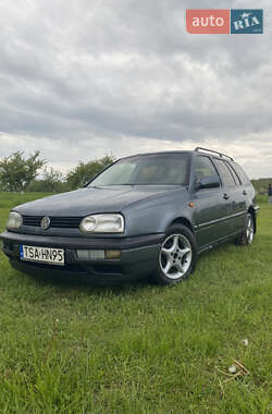 Универсал Volkswagen Golf 1994 в Яворове