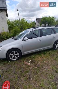 Универсал Volkswagen Golf 2009 в Житомире