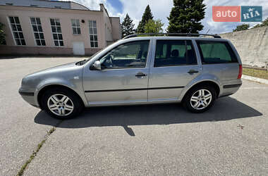 Универсал Volkswagen Golf 2002 в 