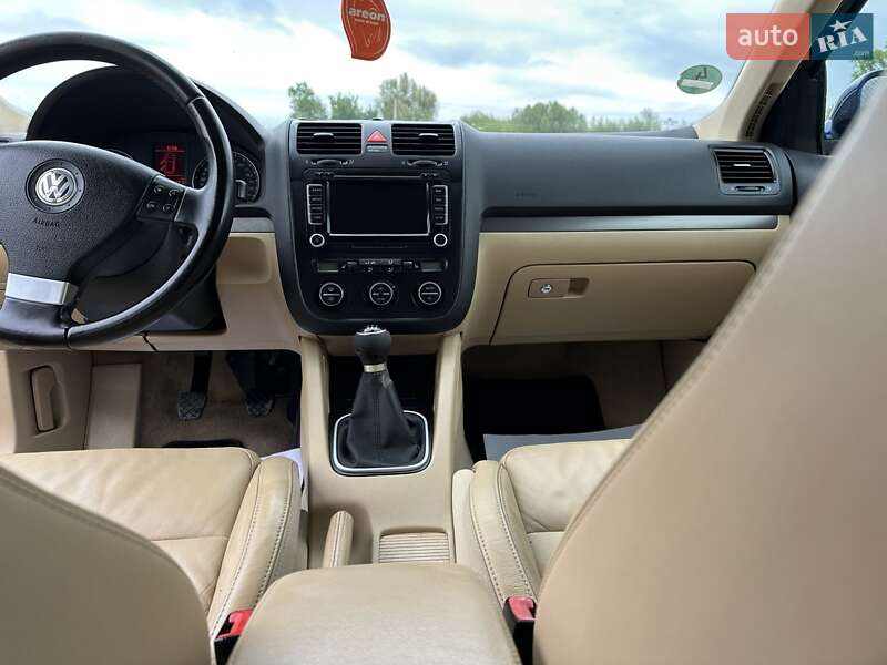 Універсал Volkswagen Golf 2009 в Ковелі