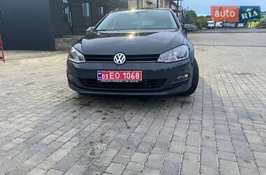 Універсал Volkswagen Golf 2013 в 