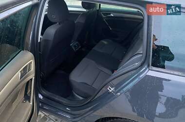 Універсал Volkswagen Golf 2013 в 