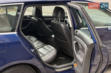 Универсал Volkswagen Golf 2009 в 