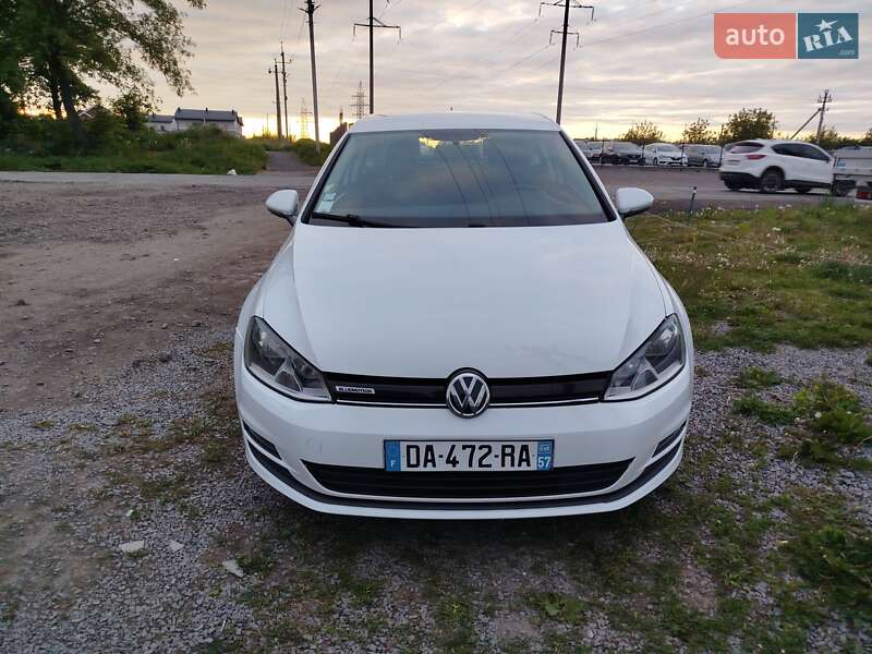 Хетчбек Volkswagen Golf 2014 в Рівному