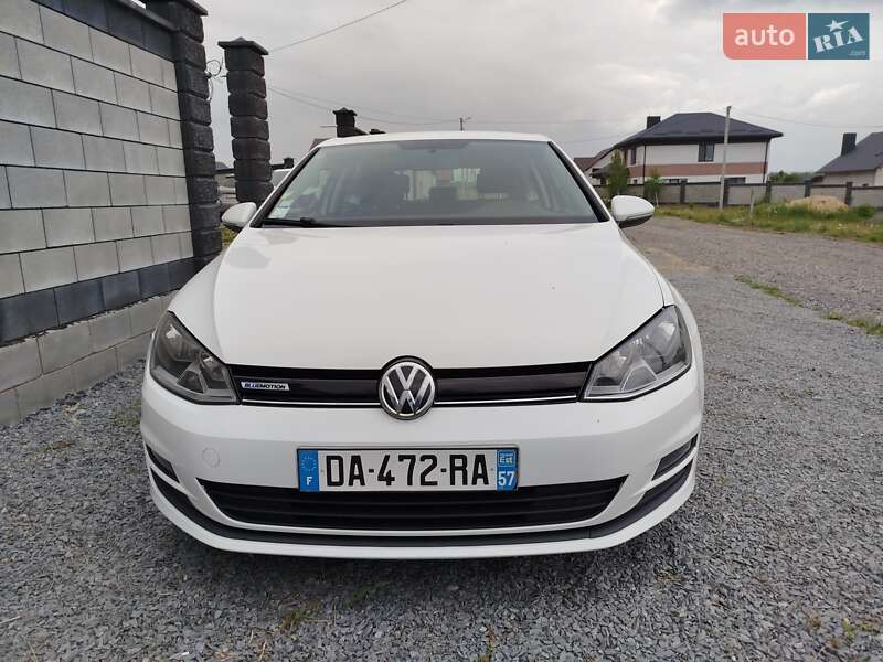 Хетчбек Volkswagen Golf 2014 в Рівному