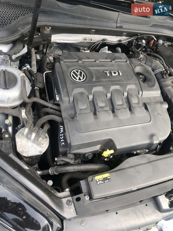 Універсал Volkswagen Golf 2016 в Коломиї