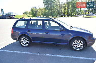 Универсал Volkswagen Golf 2000 в 