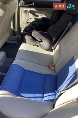 Универсал Volkswagen Golf 2000 в 
