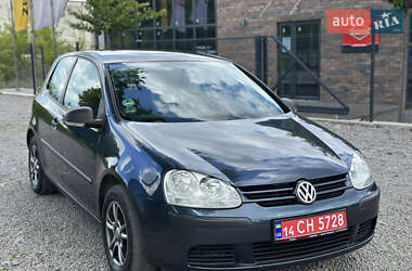 Хэтчбек Volkswagen Golf 2007 в 