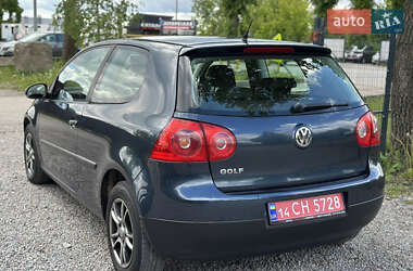 Хэтчбек Volkswagen Golf 2007 в 