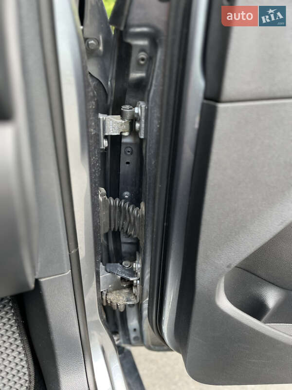 Универсал Volkswagen Golf 2011 в Буче