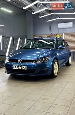 Універсал Volkswagen Golf 2014 в Києві