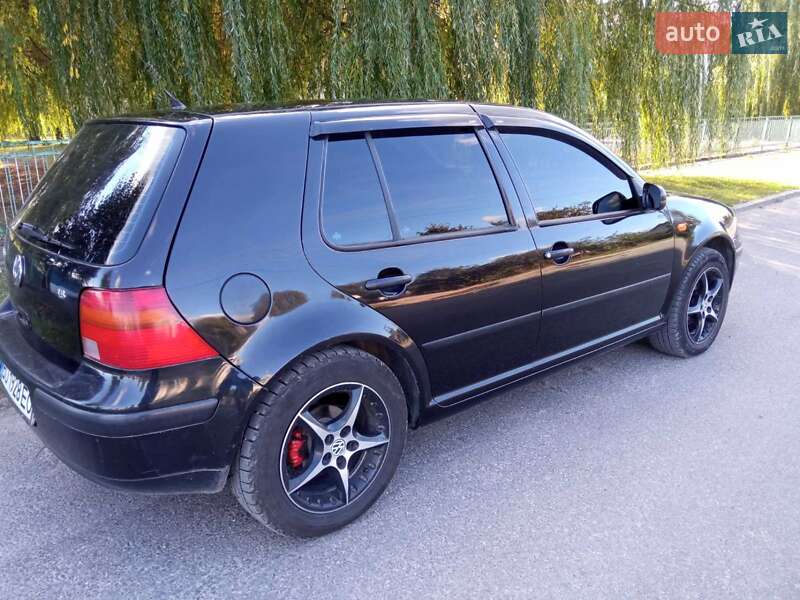 Хэтчбек Volkswagen Golf 1999 в Бродах