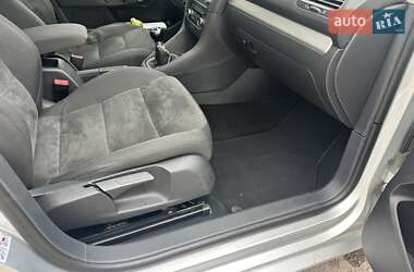 Універсал Volkswagen Golf 2010 в 