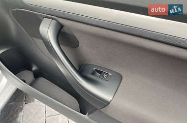 Универсал Volkswagen Golf 2013 в 