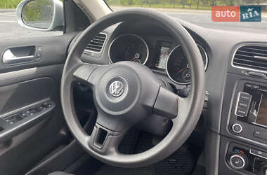 Универсал Volkswagen Golf 2013 в 