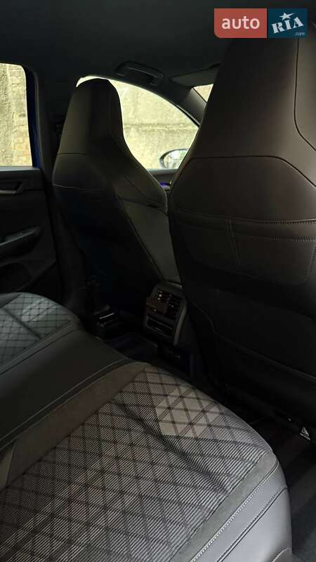 Хетчбек Volkswagen Golf 2025 в Харкові