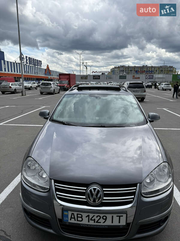 Универсал Volkswagen Golf 2009 в Виннице