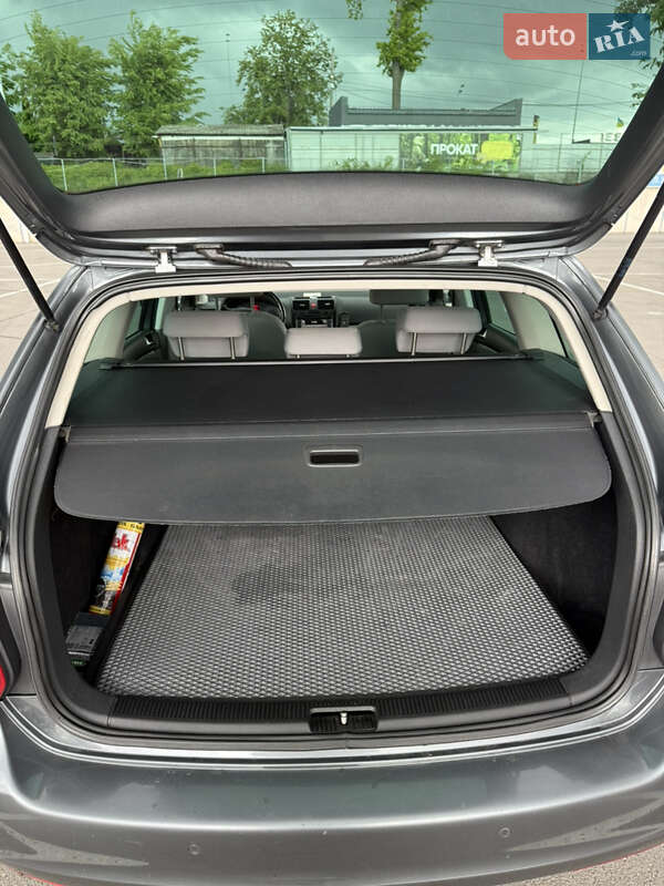 Универсал Volkswagen Golf 2009 в Виннице