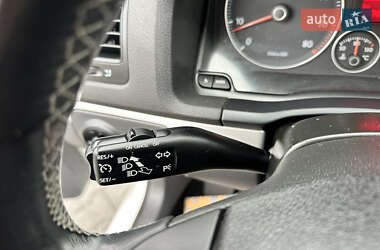 Хетчбек Volkswagen Golf 2008 в 