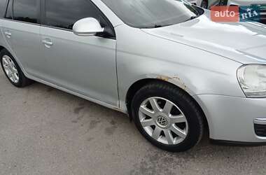Універсал Volkswagen Golf 2009 в 