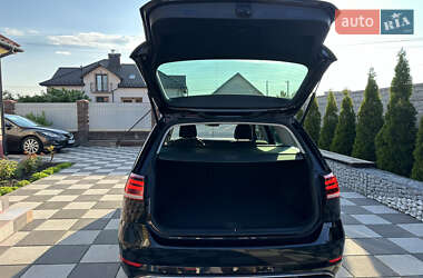 Универсал Volkswagen Golf 2017 в 