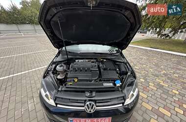 Універсал Volkswagen Golf 2015 в 
