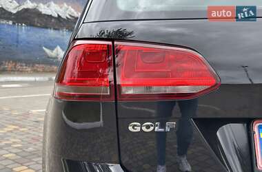 Універсал Volkswagen Golf 2015 в 