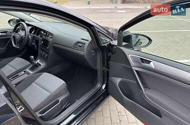 Універсал Volkswagen Golf 2015 в 