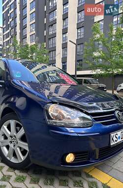 Хэтчбек Volkswagen Golf 2006 в 