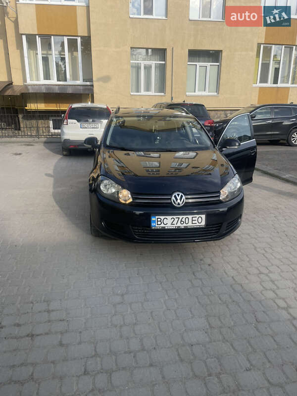 Універсал Volkswagen Golf 2011 в Львові