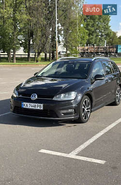 Універсал Volkswagen Golf 2014 в 