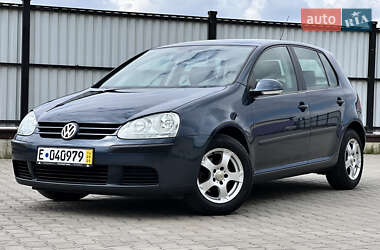 Хетчбек Volkswagen Golf 2006 в Луцьку