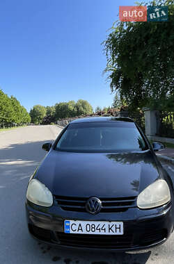 Хэтчбек Volkswagen Golf 2005 в Умани