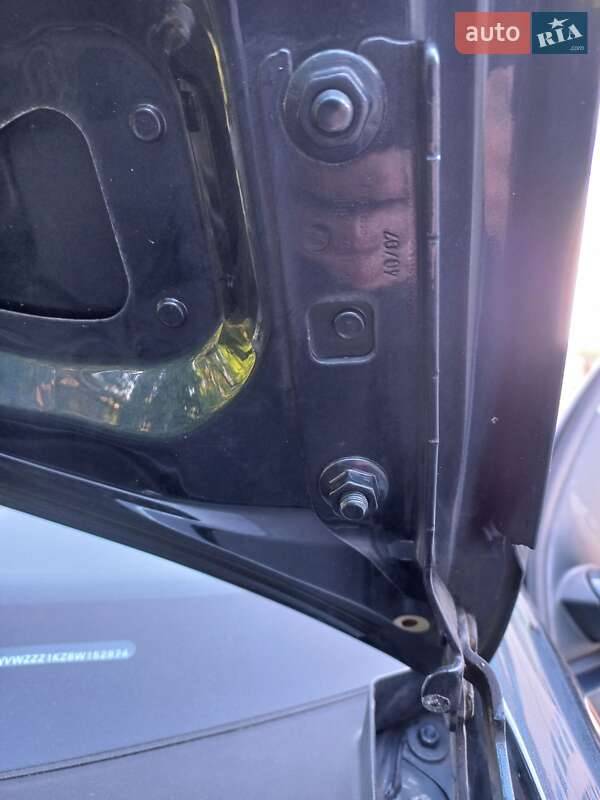 Хетчбек Volkswagen Golf 2007 в Запоріжжі