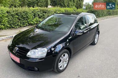 Хэтчбек Volkswagen Golf 2007 в 