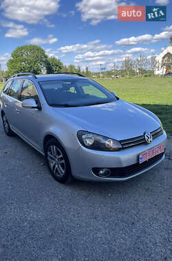 Универсал Volkswagen Golf 2010 в 