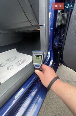 Хэтчбек Volkswagen Golf 2008 в 