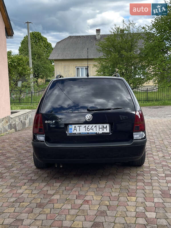 Універсал Volkswagen Golf 2000 в Долині